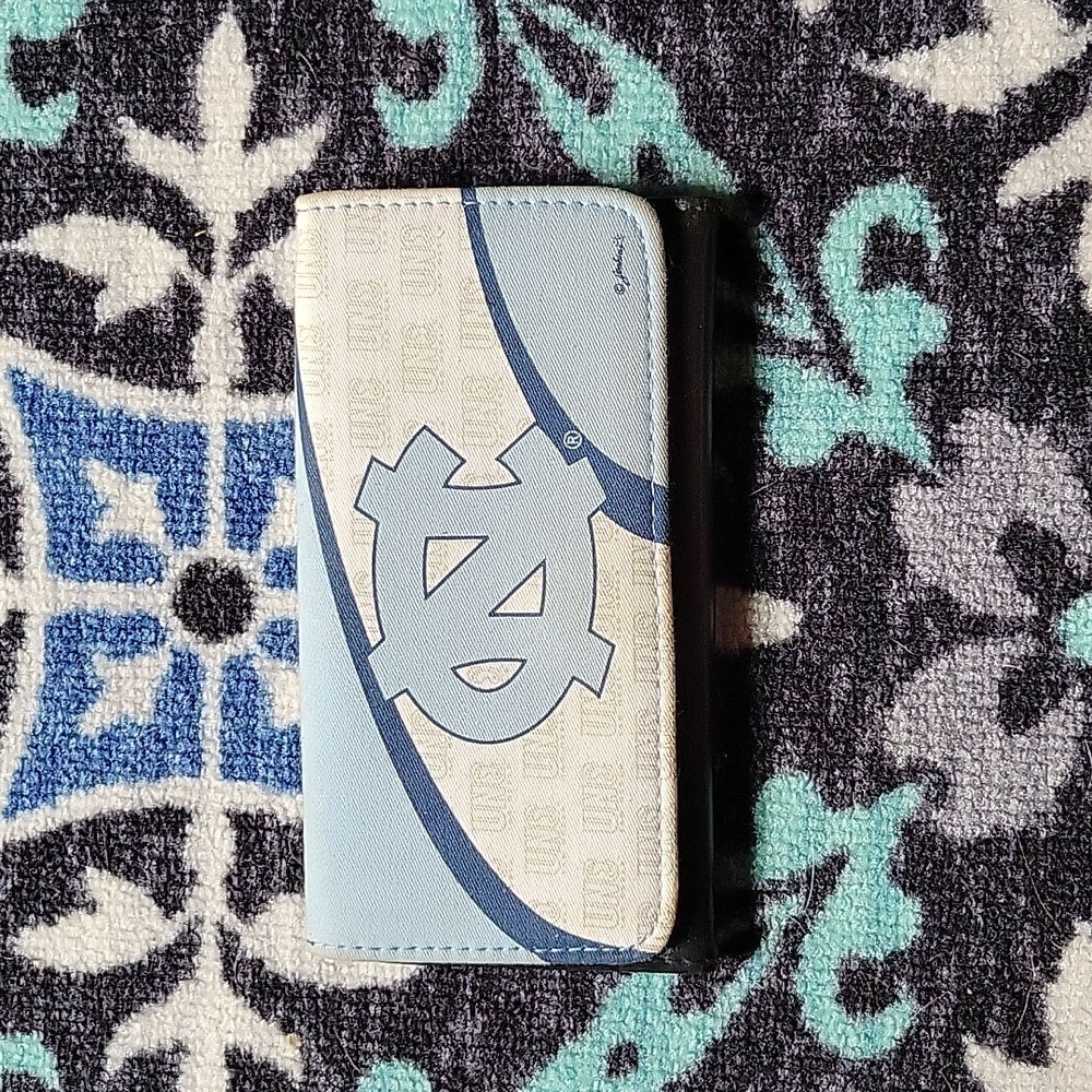 UNC Chapel Hill Wallet